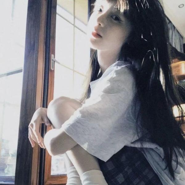 通灵少女奇遇记封面